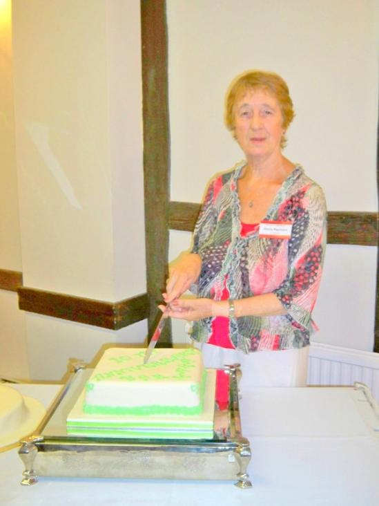 Gloria and her 10th Anniersary cake